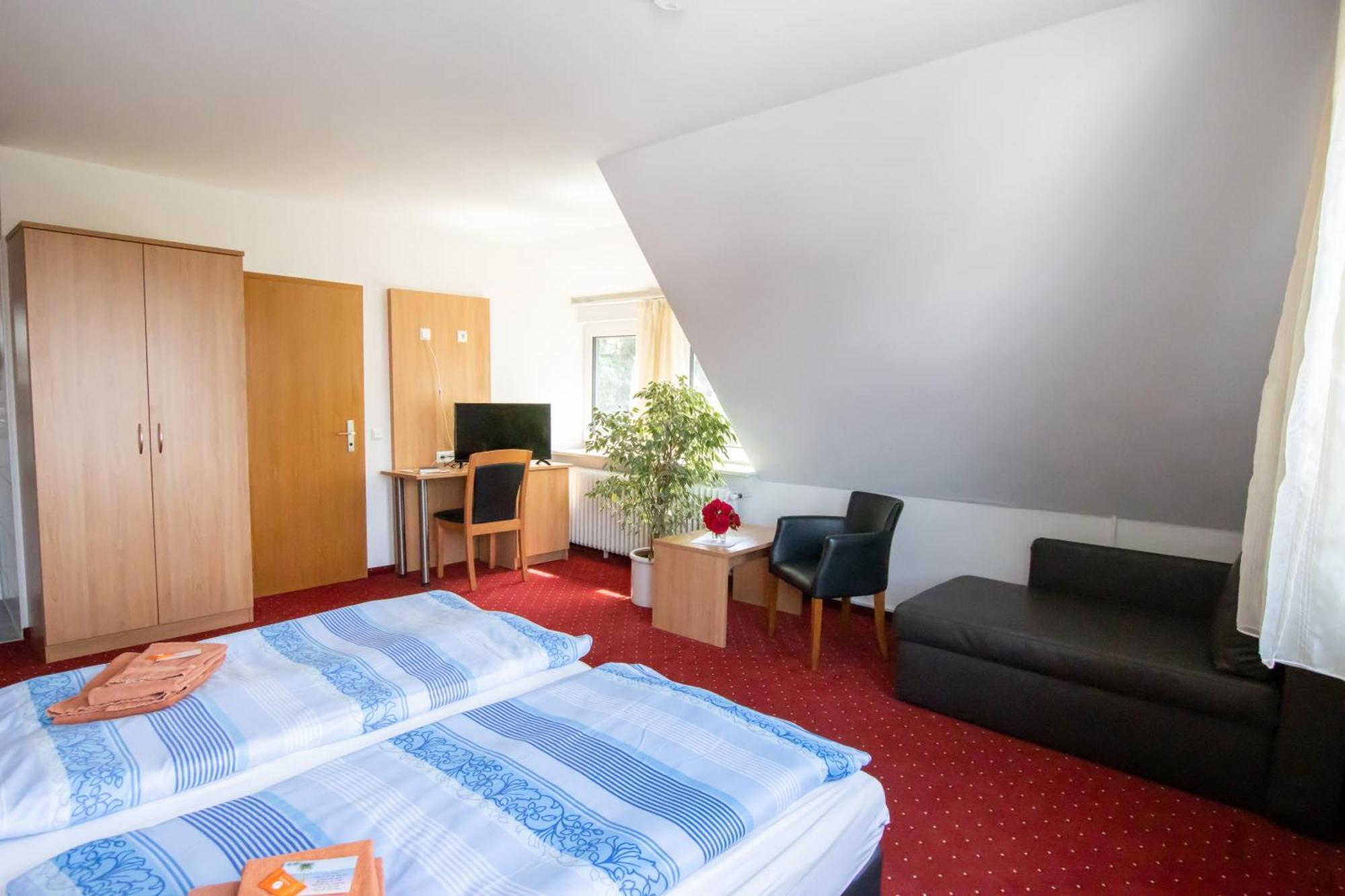 Pension Krone Schwäbisch Gmünd Buitenkant foto